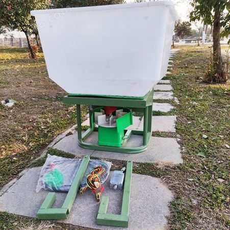 电动撒肥机 拖拉机前置种肥抛洒机 家用小型追肥机科瑞机械